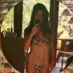 Letícia Spiller mostra...