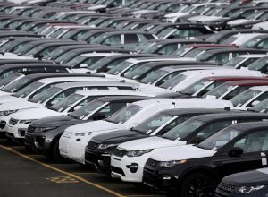 2025-04-05t125555z-747715590-rc2nrda4nbby-rtrmadp-3-usa-trump-tariffs-britain-jlr.jpg