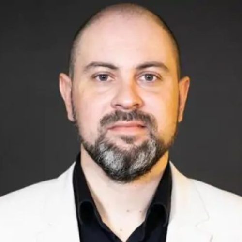 Conheça Vinicius Iracet, profeta que mexeu em horário da Band