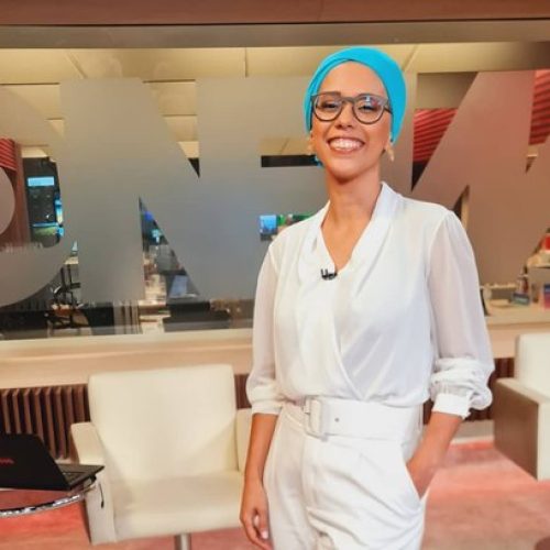 Âncora da Globo relembra diagnóstico de câncer de mama