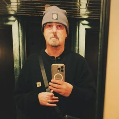 Guitarrista do Oasis deixa turnê após diagnóstico de câncer