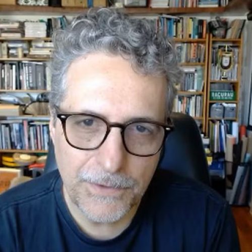 Festa? Diretor de "O Agente Secreto" comemora indicação ao Oscar